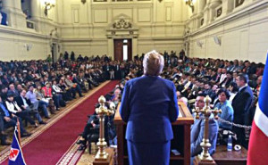 presdenta-en-laJuntaNacional